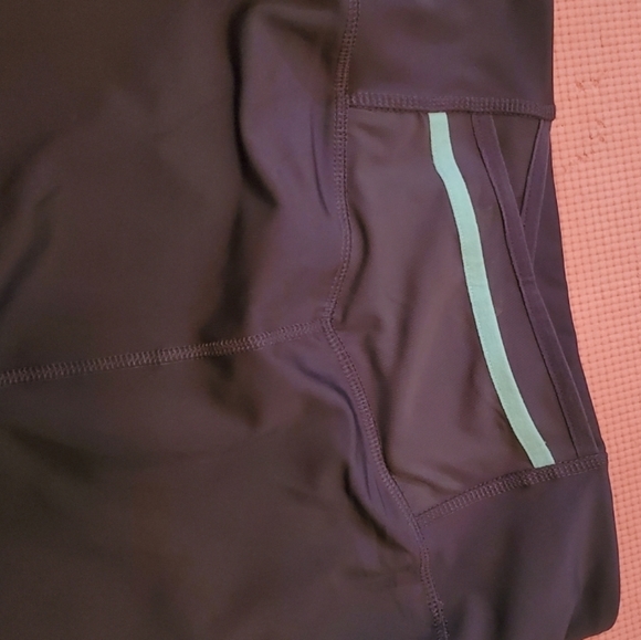 Marika capri compression legging - Picture 4 of 5